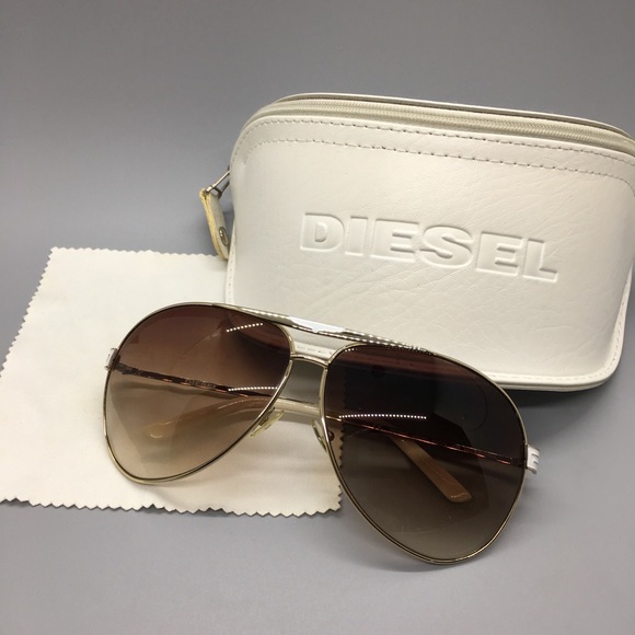 Diesel Aviator Sunglasses - Picture 4 of 6